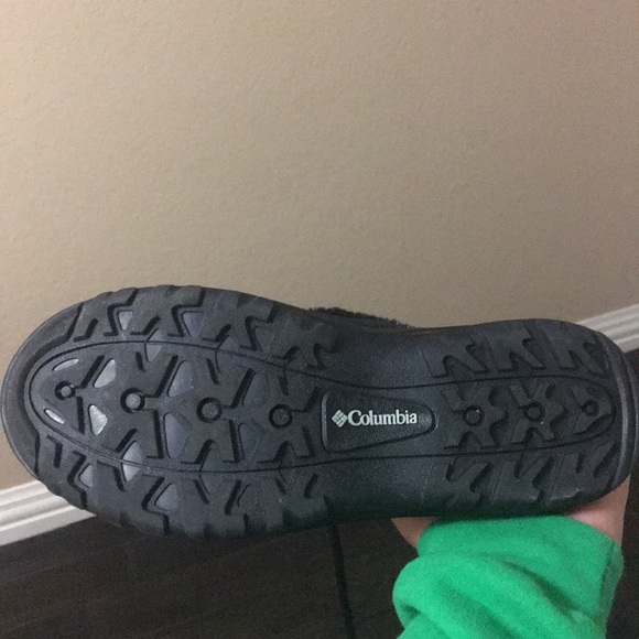 Columbia Shoes - COLUMBIA SNOW BOOTS!